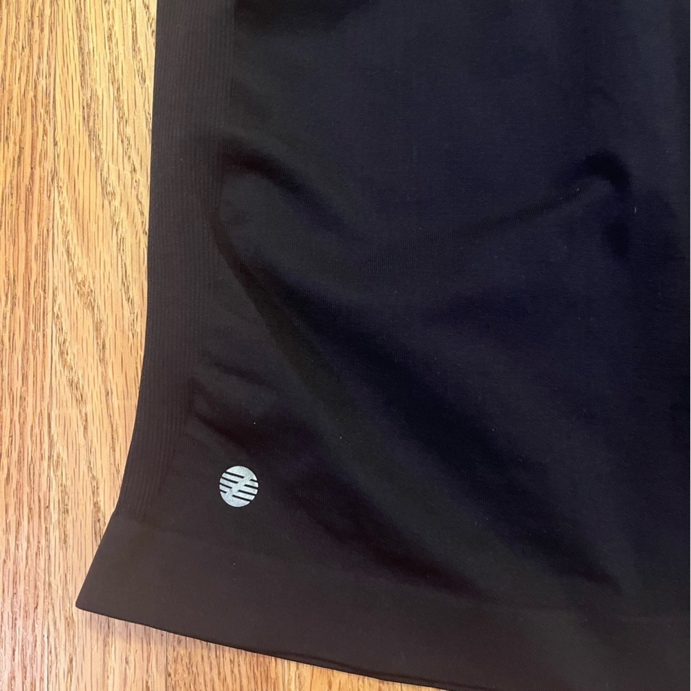 Zella Black Workout Tee - Picture 3 of 4